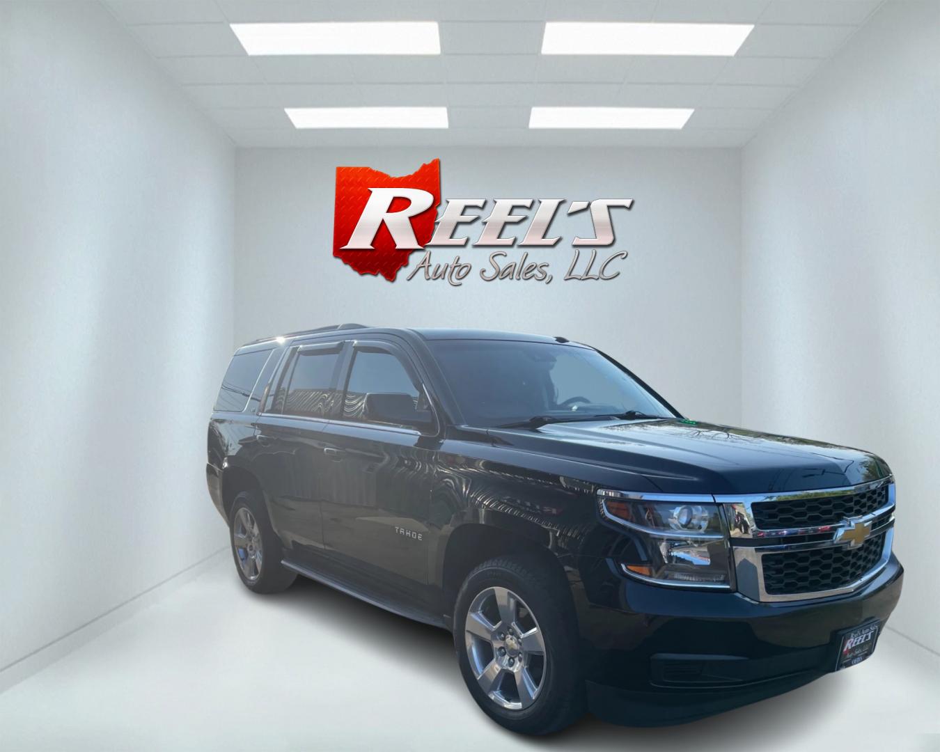 2015 Black /Gray Chevrolet Tahoe LT 4WD (1GNSKBKC4FR) with an 5.3L V8 OHV 16V engine, 6-Speed Automatic transmission, located at 547 E. Main St., Orwell, OH, 44076, (440) 437-5893, 41.535435, -80.847855 - Photo#2